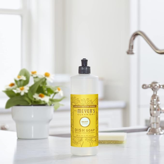 MRS. MEYER'S CLEAN DAY Liquid Dish Soap, Biodegradable Formula, Daisy, 16 fl. oz