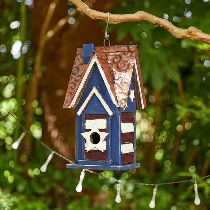 Glitzhome 12.25" H Patriotic Distressed Birdhouse for Outdoors, Solid Wood Villa Decorative Pet Cottage Outdoor Hanging Birdhouse with 3D Star for Garden Patio Backyard