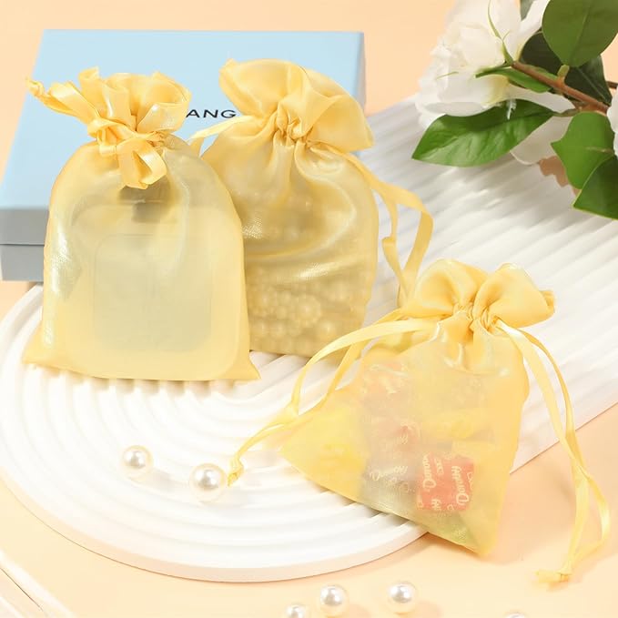 QIANF 20 Pcs Gold Small Organza Bags 4X6 inch for Wedding Favors with Drawstring, Mini Mesh Gift Bags Jewelry Pouch for Candy Bridal Shower Party Favor Baby Shower Christmas