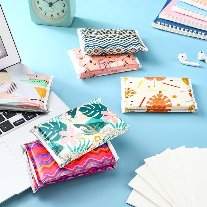 24 Packs Travel Size Tissue Pocket Slim Pack Facial 3 Ply Wallet Size Pocket Tissues for Travel Wedding Party Favors, 6 Styles(Geometry)