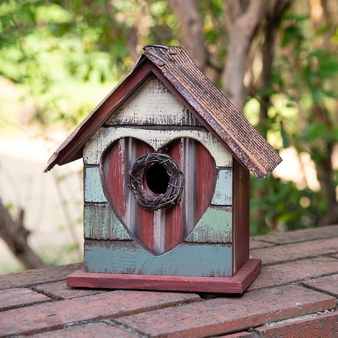 Glitzhome Hanging Bird House for Outdoor, 8.75" H Decorative Pet Cottage Distressed Heart Wooden Birdhouse for Outside,Graden Birdhouse for Bluebird Hummingbird Wren Finch Cardinals Cedar