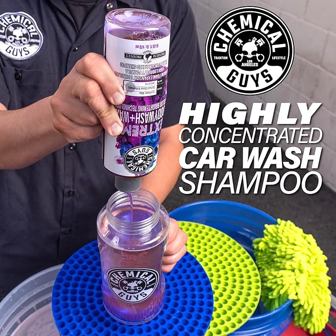 Chemical Guys Extreme Bodywash & Wax Foaming Car Wash Soap, (Works with Foam Cannons/Guns or Bucket Washes) for Trucks, Motorcycles, RVs & More, 32 fl oz, Grape Scent