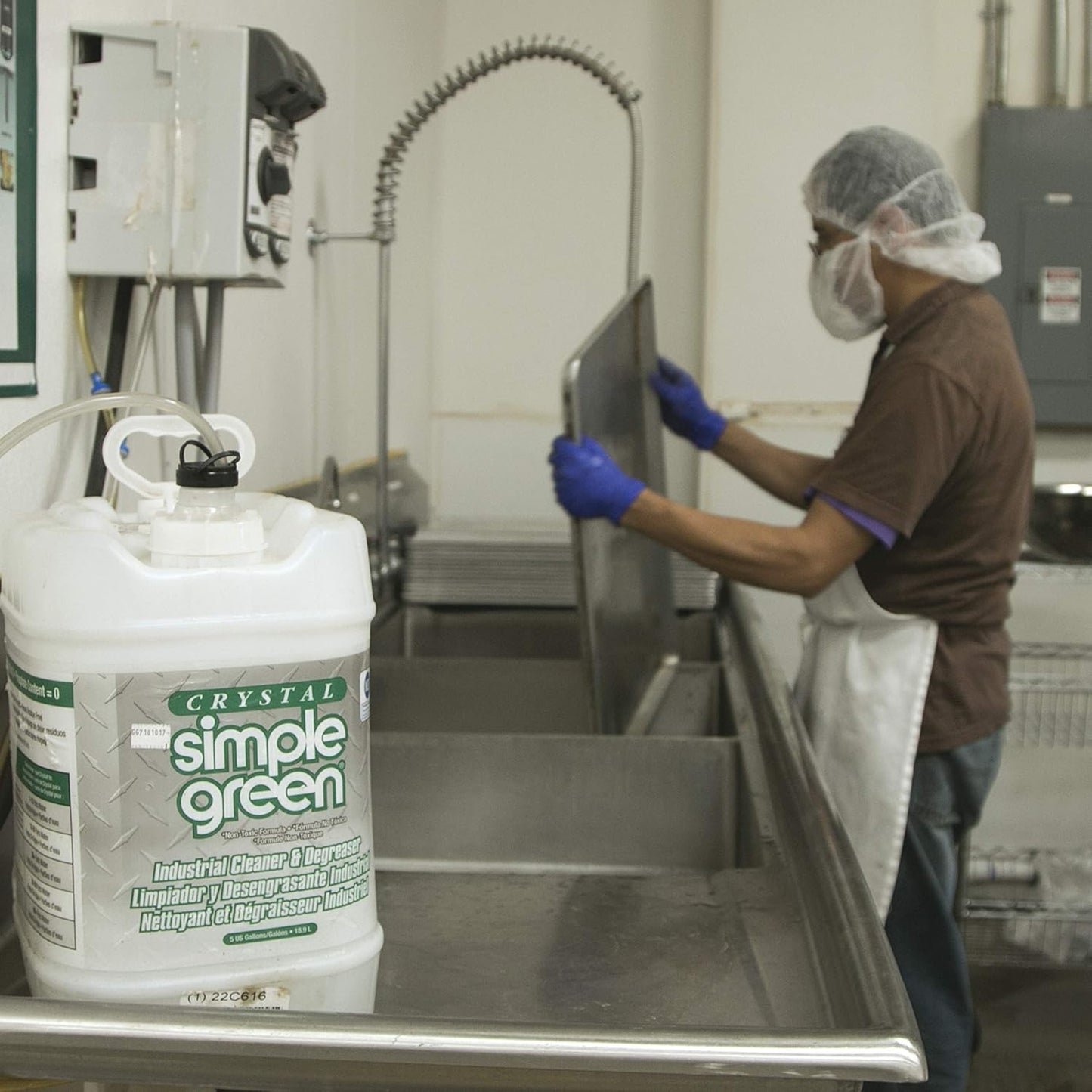 Simple Green 19024 Crystal Industrial Cleaner/Degreaser, 24oz Bottle