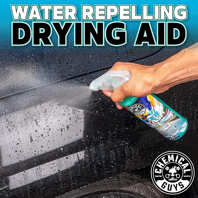 Chemical Guys HOL_128 Car Cleaning Kit, with Car Wash Soap, Car Wash Bucket and 16oz Car Care Cleaning (8 items)