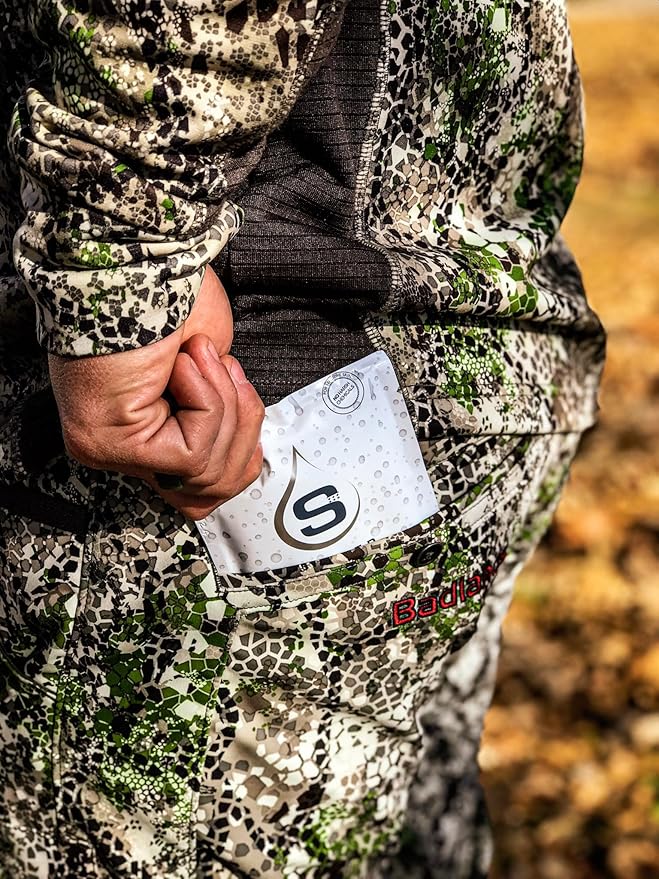 Shower Pouch XL (2' x 1') Bathing Body Wipes for Adults – Aloe-Infused Heatable & Reusable Bath Wipes for Camping, Travel, Outdoor – (10 Pack) Cucumber Scent